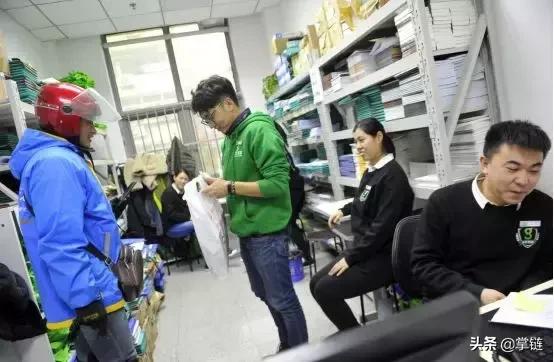 辛苦工作辛酸画面,美团外卖员辛苦视频