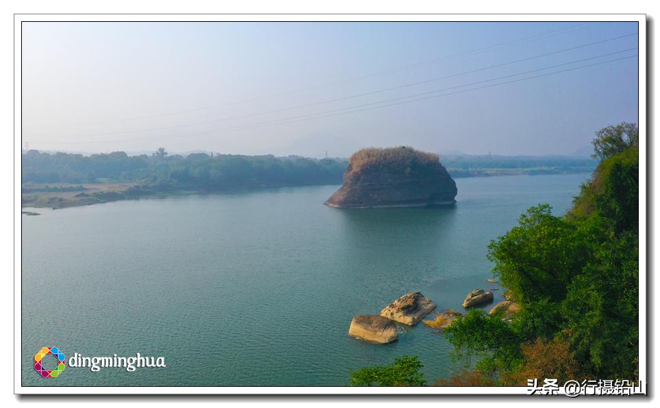 航拍一个小村庄的视频,航拍一个美丽的小山村