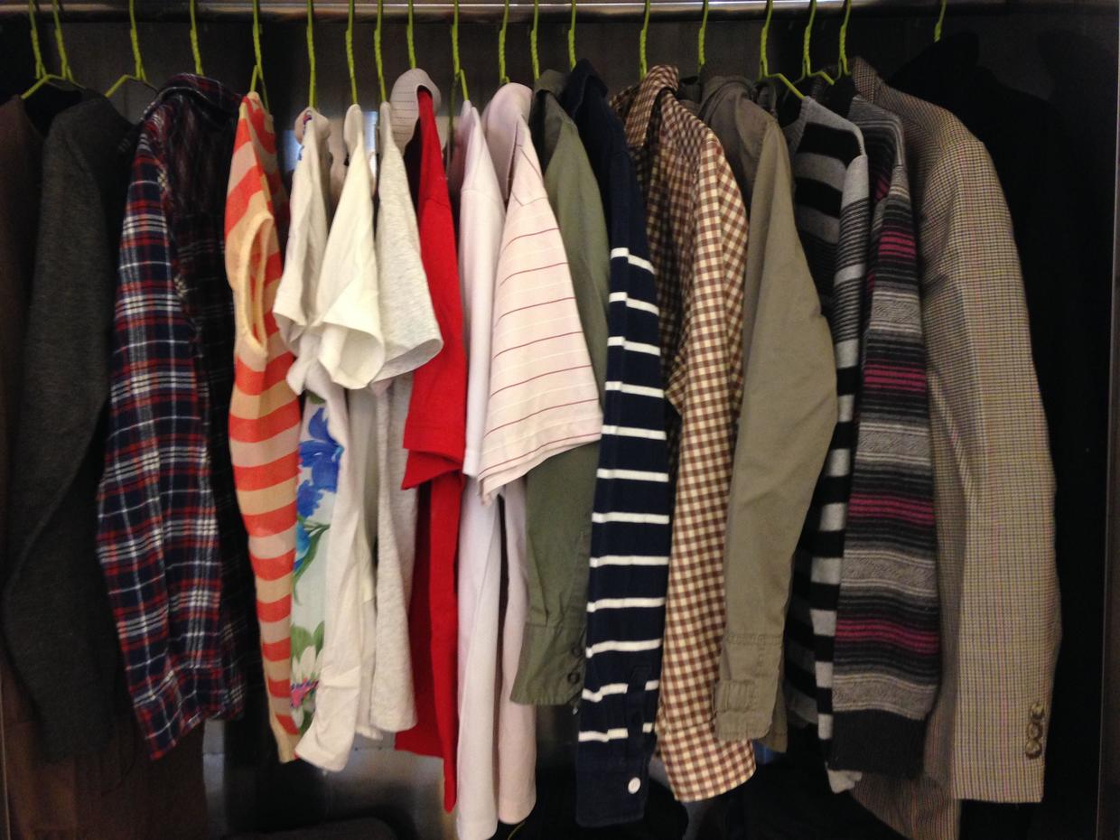 不穿的旧衣服怎么处理送人,不穿的旧衣服别急着扔