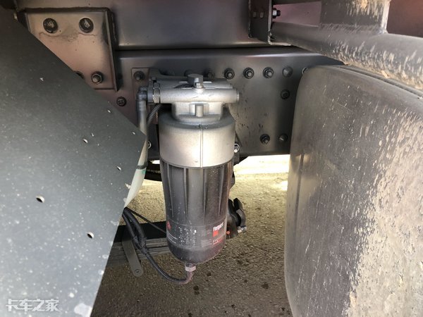 新豪沃渣土车起顶操作步骤,豪沃重汽渣土车功能讲解