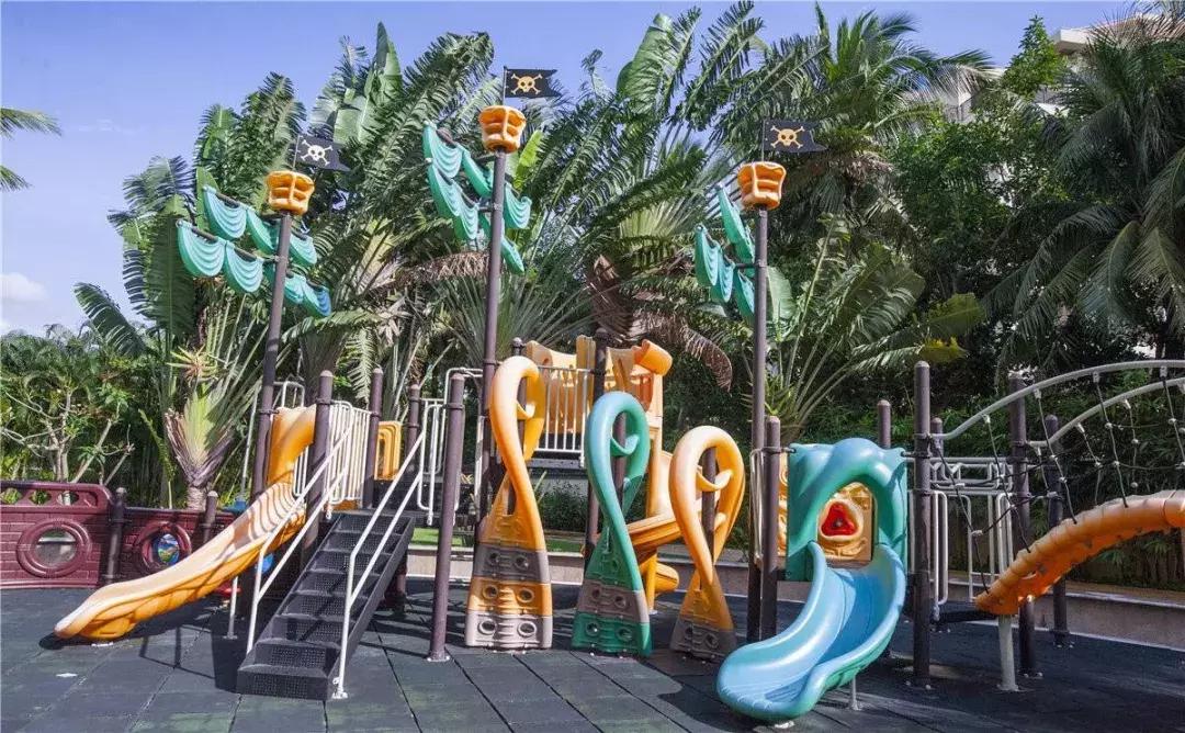 儿童在游乐场摔倒受伤怎么处理,孩子在游乐场摔伤游乐场有责任吗