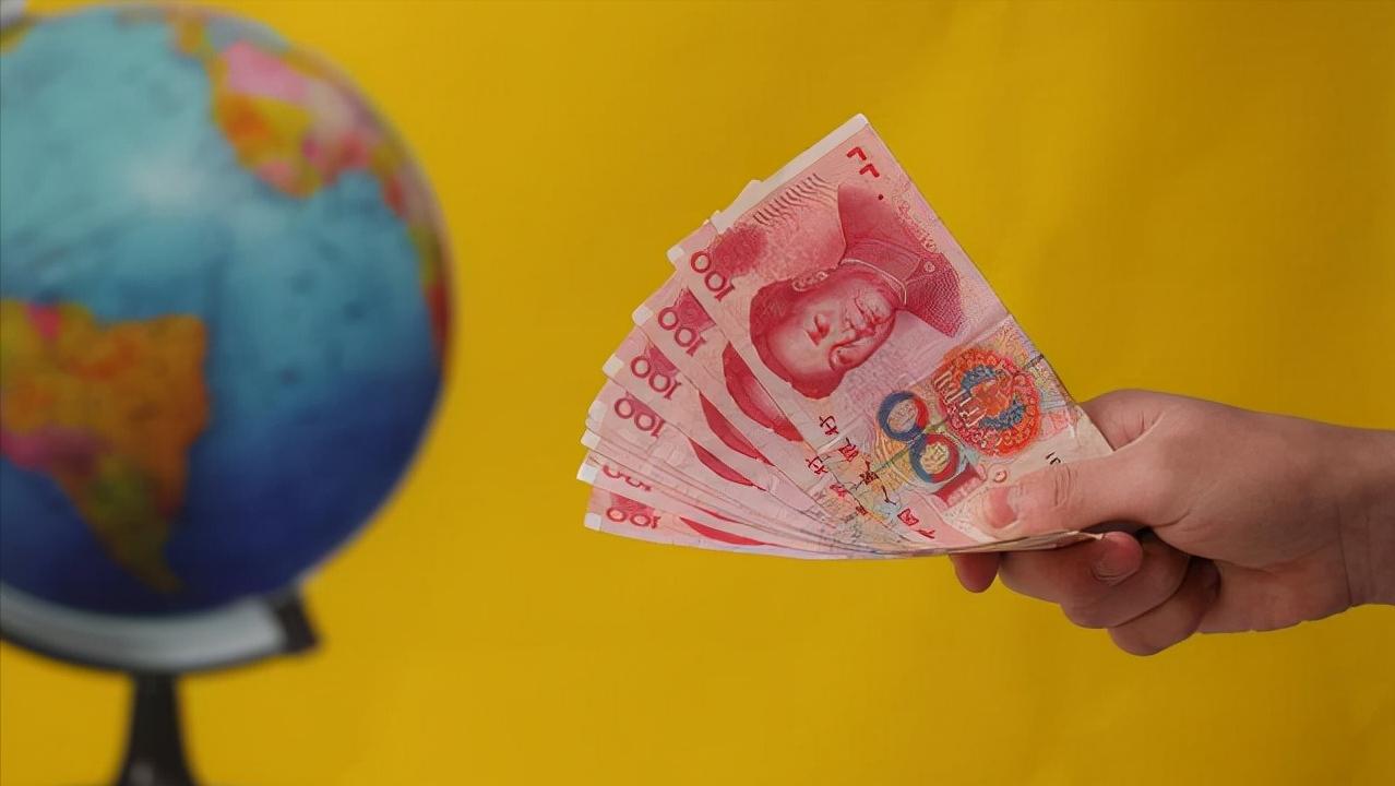 为什么美国的钱可以叫美金,美国人将美元称之为人民币吗