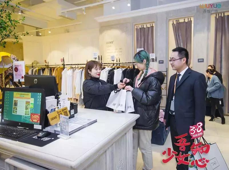 生孩子有多疼男士体验,生孩子有多痛分娩体验