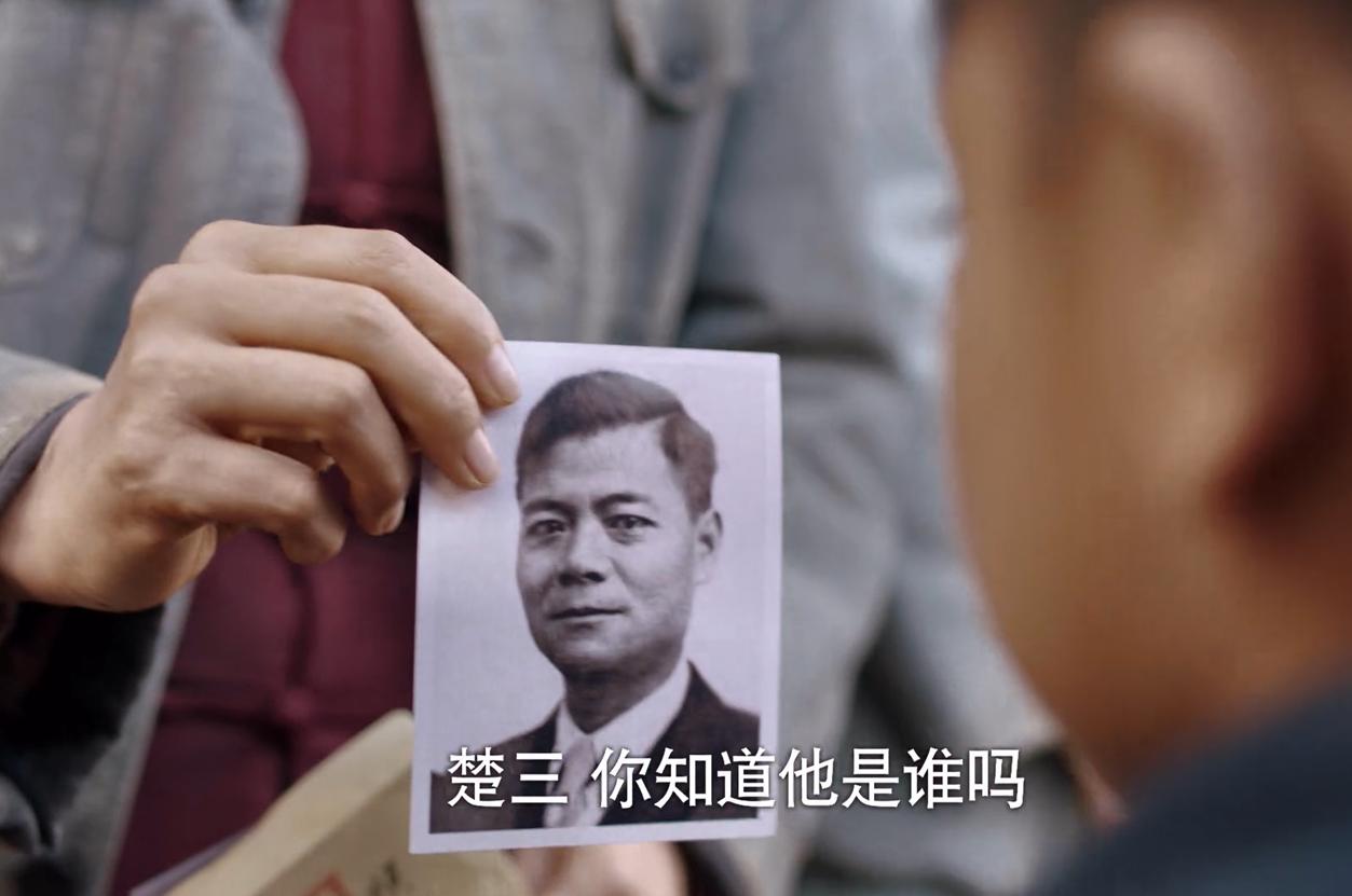 《啊摇篮》从敌区监狱来了26个孩子，父母都是革命英雄可敬又可怜