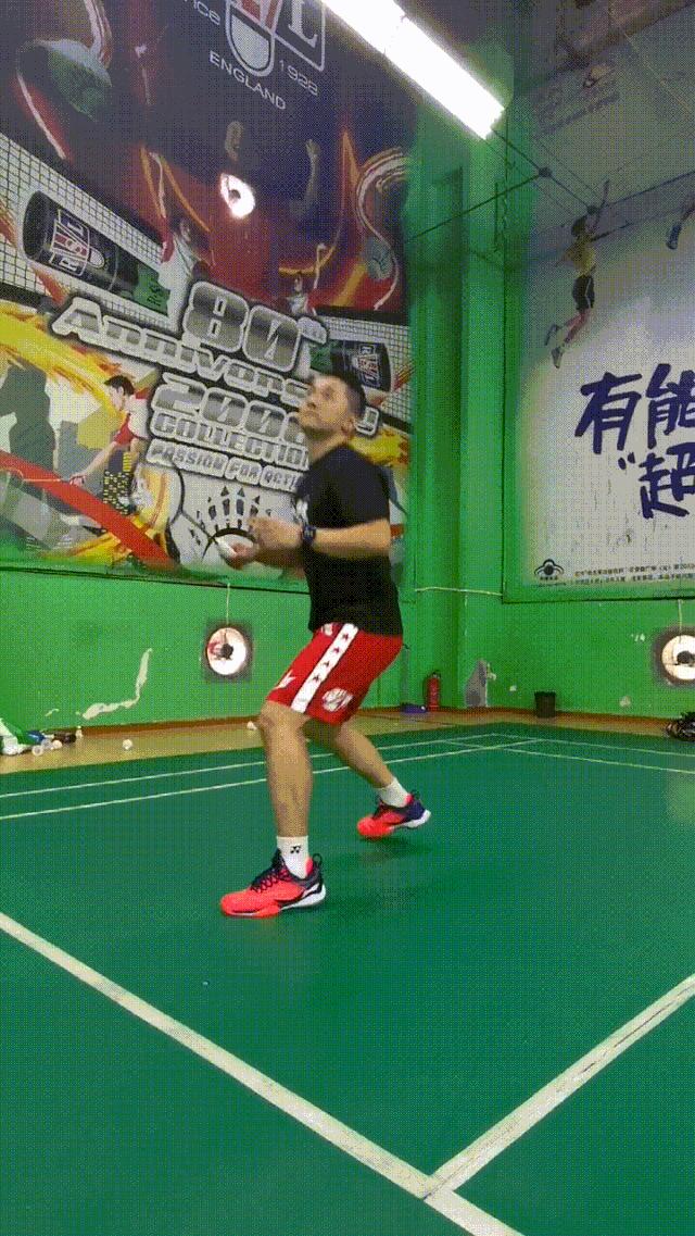 学会这两招没人敢欺负你,一招应对偷发后场球