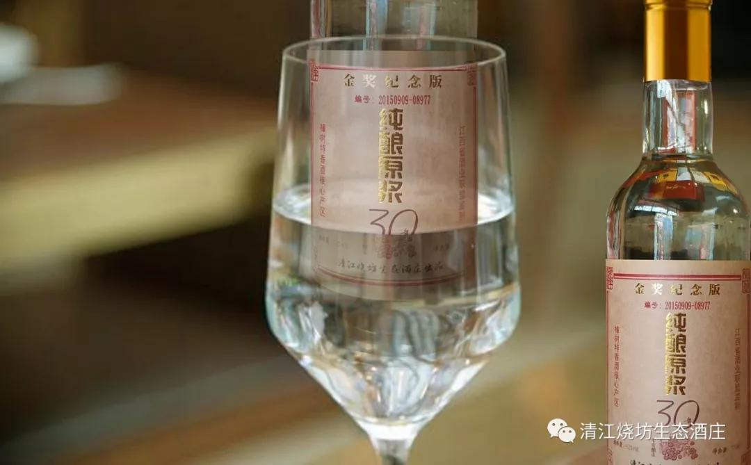 空杯留香怎么鉴别好坏,好酒空杯怎么闻香