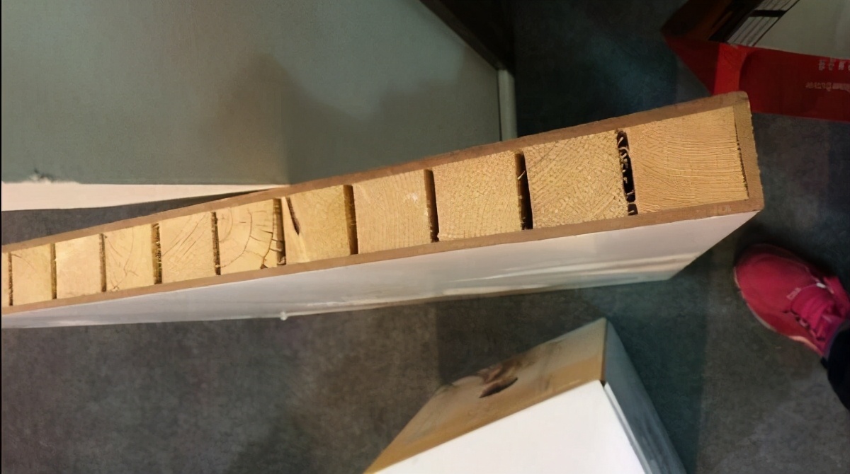 实木门和实木复合门有何区别,实木复合门和实木门的区别在哪里