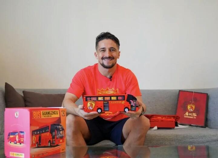 2年亏840亿恒大汽车还能翻身吗,恒大汽车连续暴跌市值蒸发6千亿