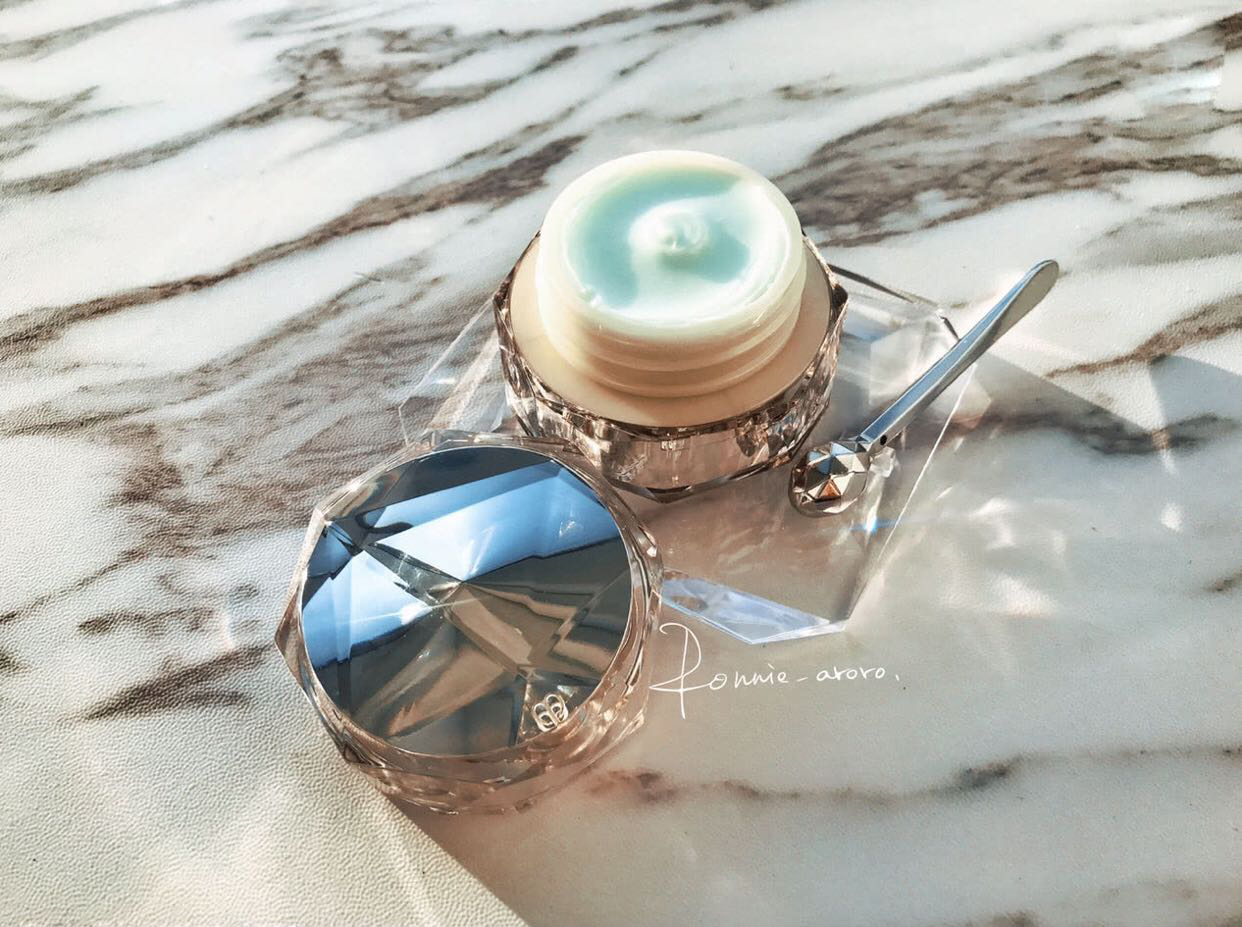 眼霜如何挑选先来看看这篇干货,眼霜排名十大公认好用的眼霜测评