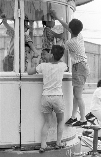 80年代人民穿健美裤图片,80年代北京街头服饰