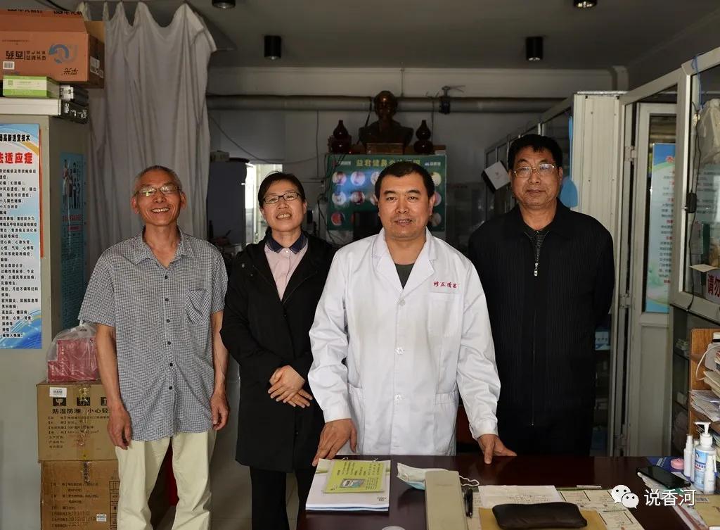 我心目中的白衣天使400字,我心目中的医护人