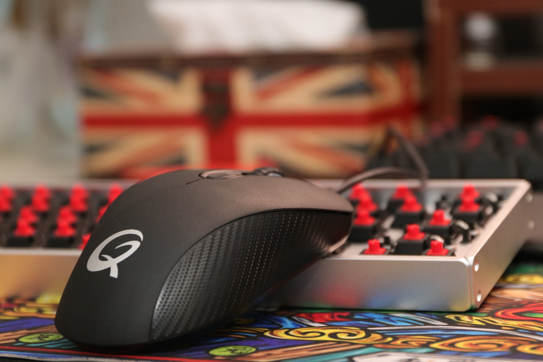 不开孔镁合金鼠标,低价无线鼠标推荐电竞