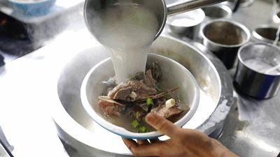 在合肥抖腿取暖的季节，全靠这些羊肉馆子续命