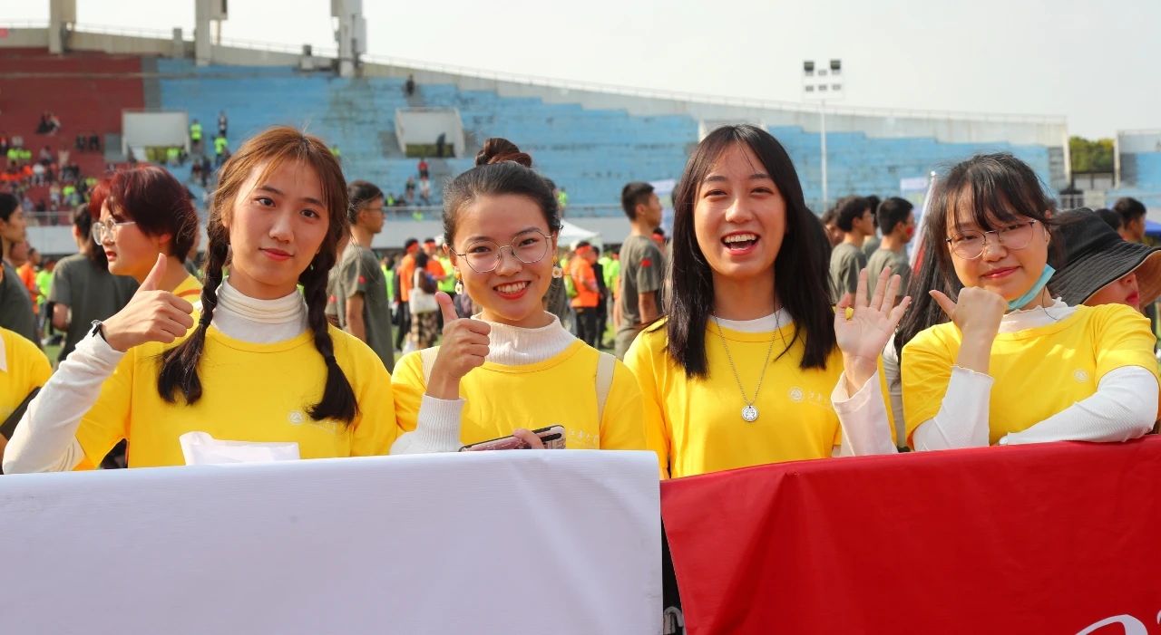马拉松江南跑道,江南大学地铁站马拉松