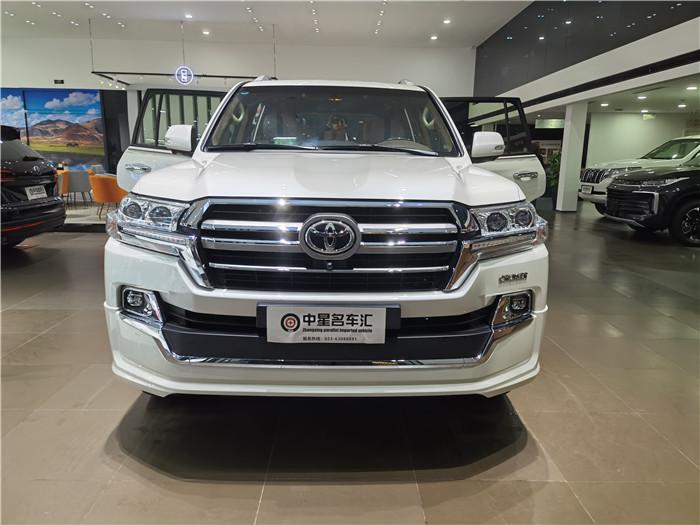 丰田兰德酷路泽4000驾驶感受,酷路泽4000和霸道4000驾驶感受