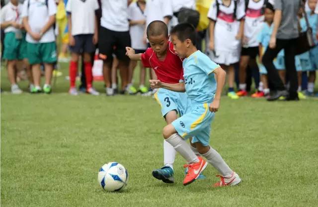 中国足球人口少怎么回事,中国足球人口为什么少