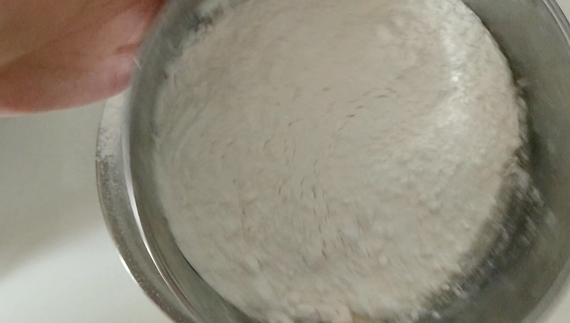 老式鸡蛋糕的简单做法,老式鸡蛋糕的做法及配方