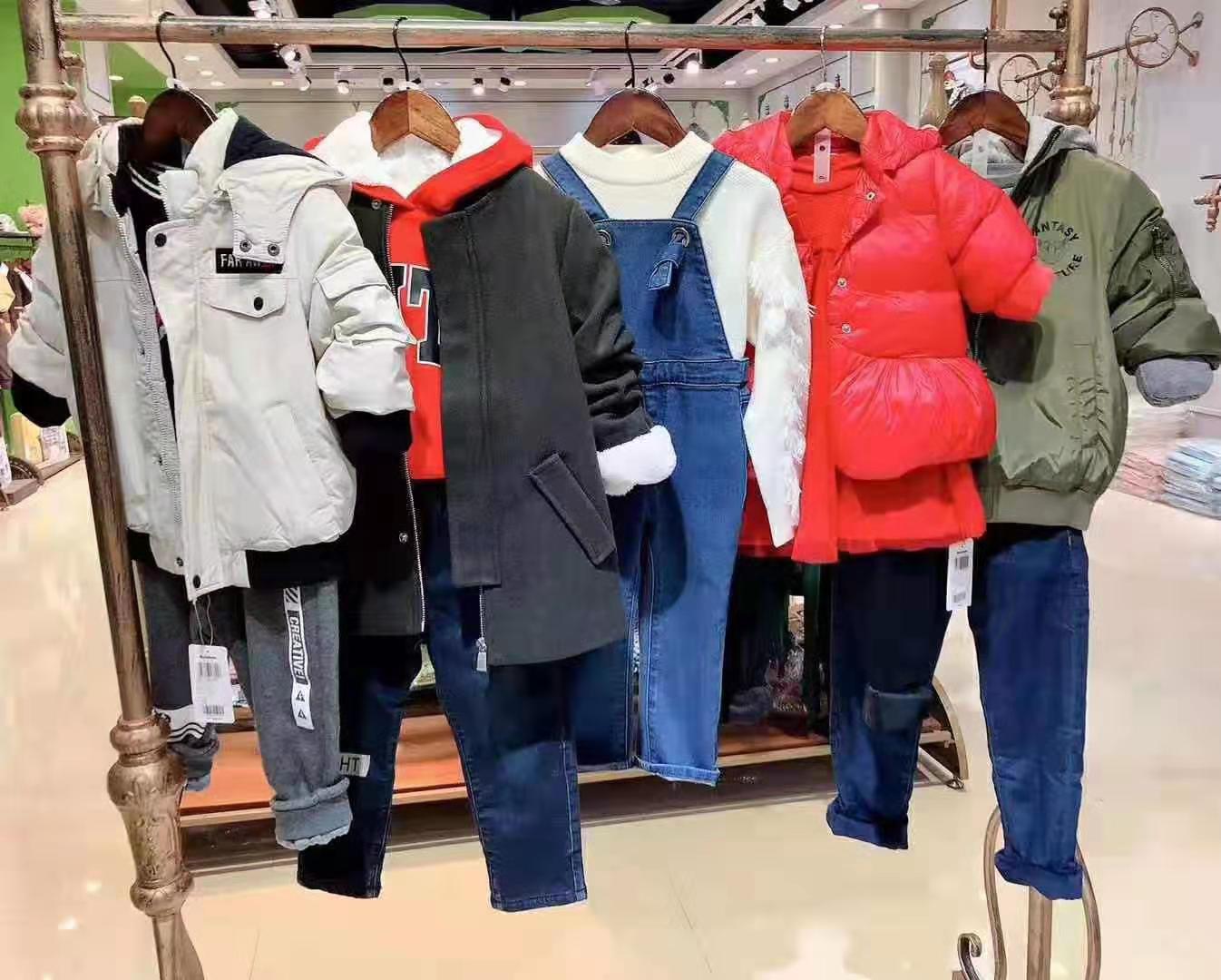 深圳巴拉巴拉童装折扣,杭州巴拉巴拉童装店直播