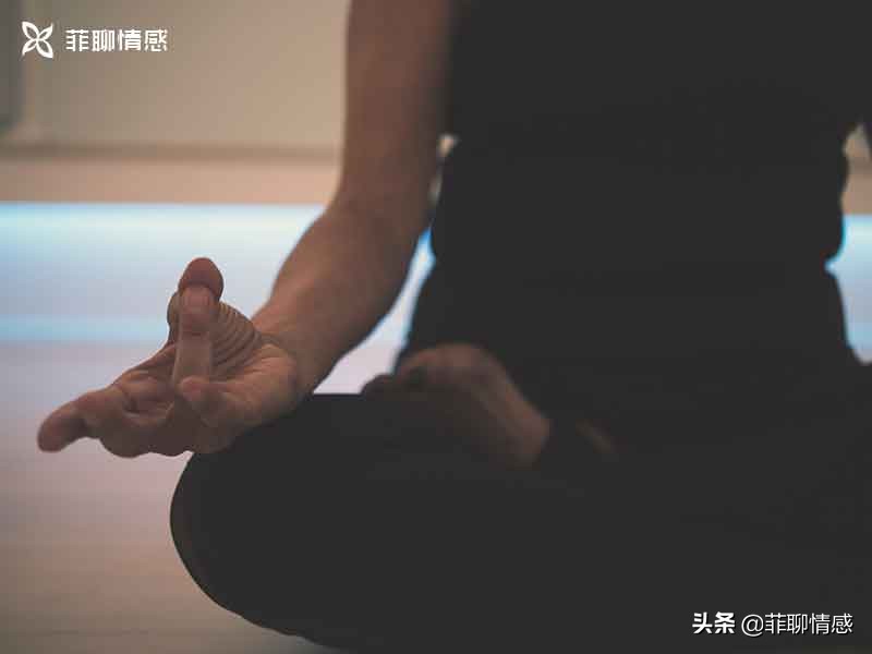 分手后怎么才能快速入睡,分手后整晚失眠完全无法入睡