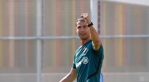 尤文球王说出成功秘诀！六一儿童节，C罗为小朋友加油