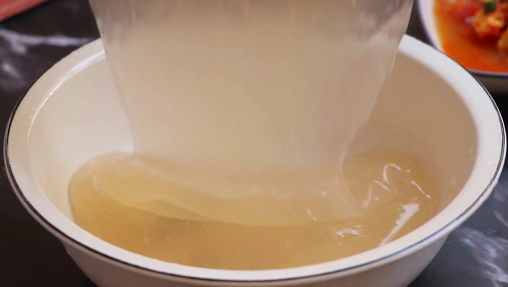 凉粉劲道q弹酸辣爽口超级开胃呀,麻辣凉粉的做法劲道爽口特别下饭