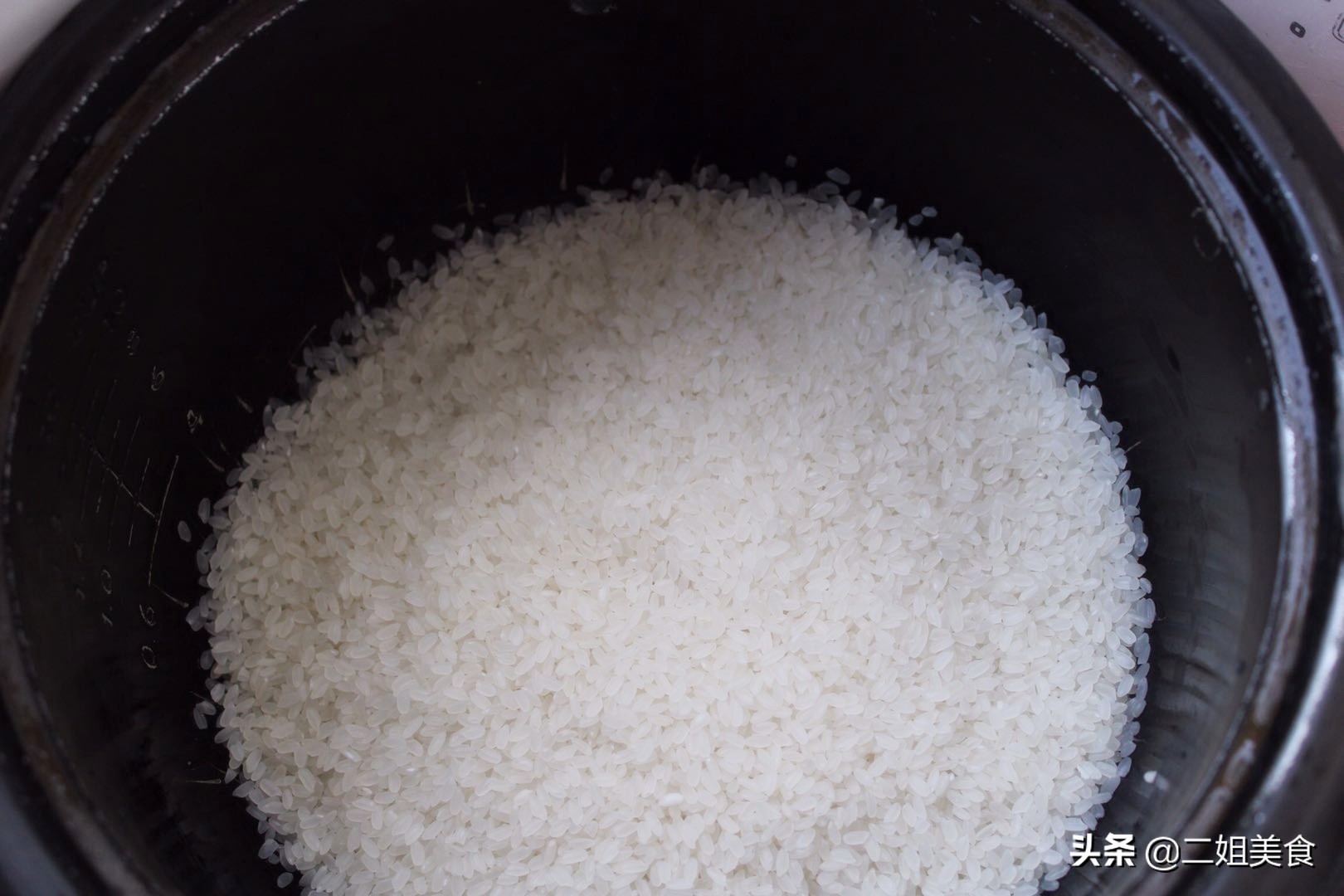 电饭煲米饭加温发硬怎么解决,蒸米饭不馊的诀窍