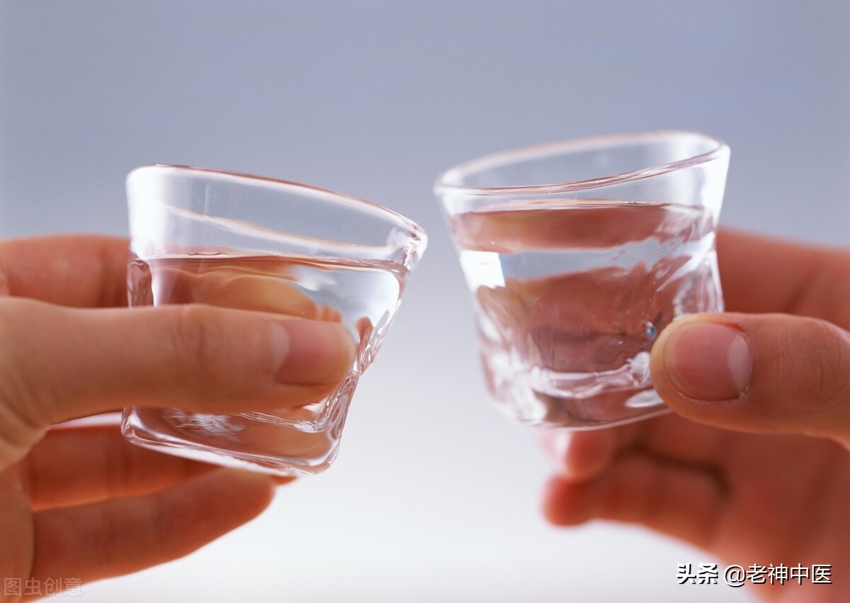 孩子拉肚子呕吐妈妈心疼,小儿呕吐拉肚子用什么抗病毒药物