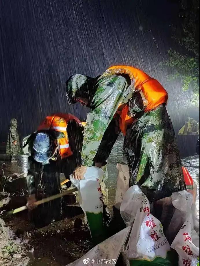 军医支招,洪灾面前这些医学知识你需要知道