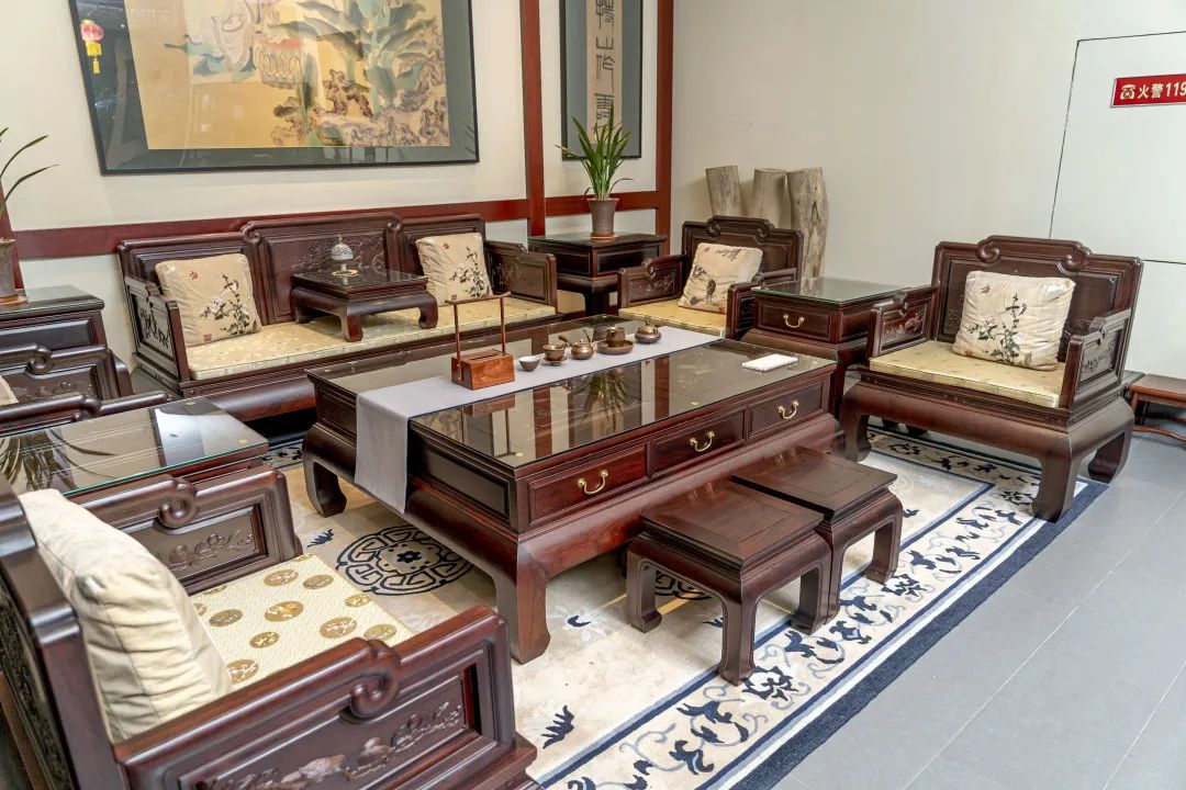 广州番禺吉盛伟邦一楼店面,吉盛伟邦实体店