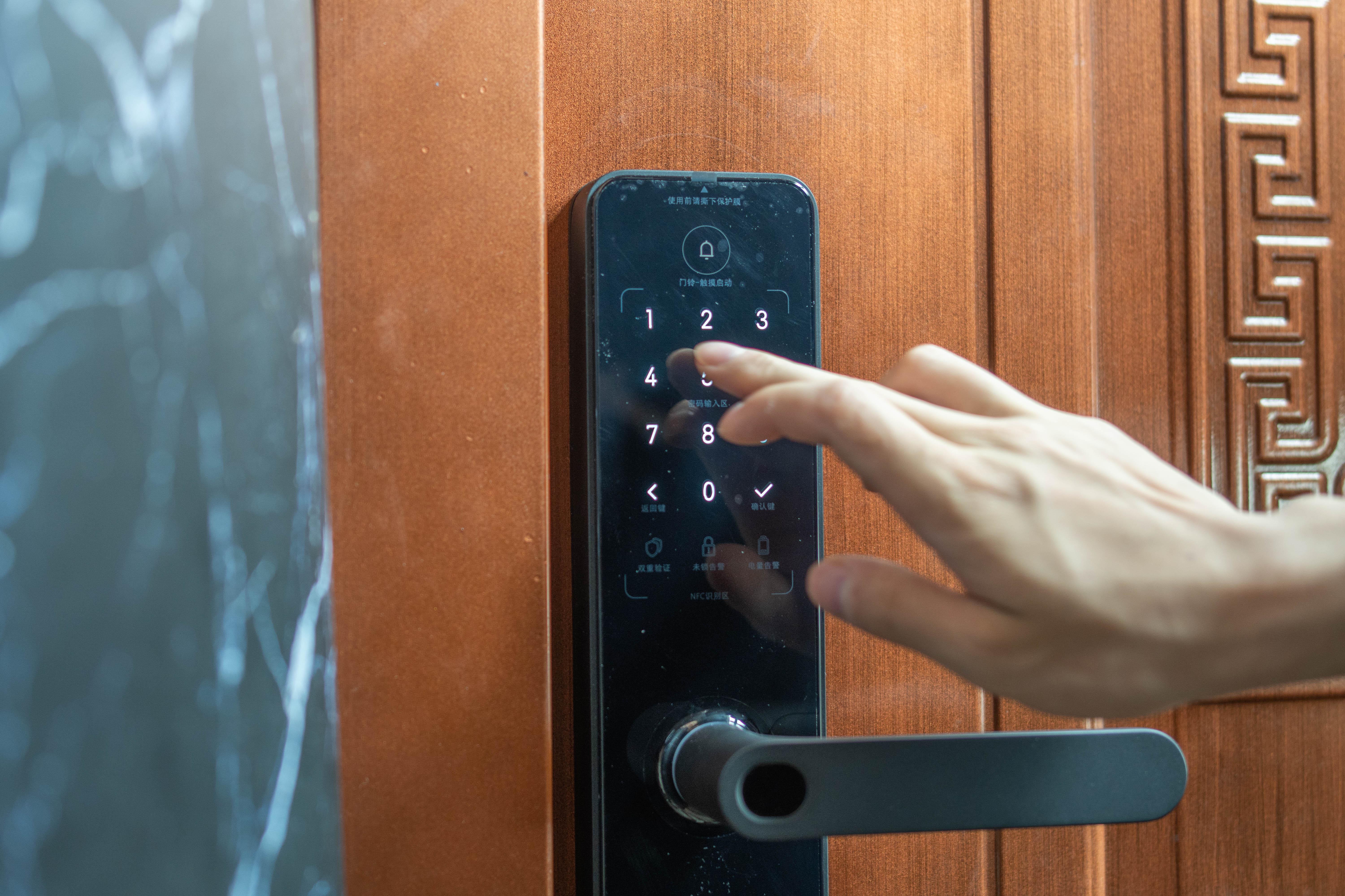 小米智能门锁标准版和智能门锁1s,小米智能门锁1s使用介绍