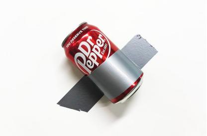 官博也调皮！这些欧美大牌恶搞天价香蕉，猜猜薯条能拍出多少钱？