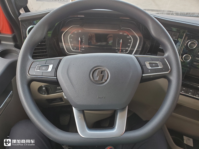 德龙新m3000老款改新款,德龙2019款新m3000