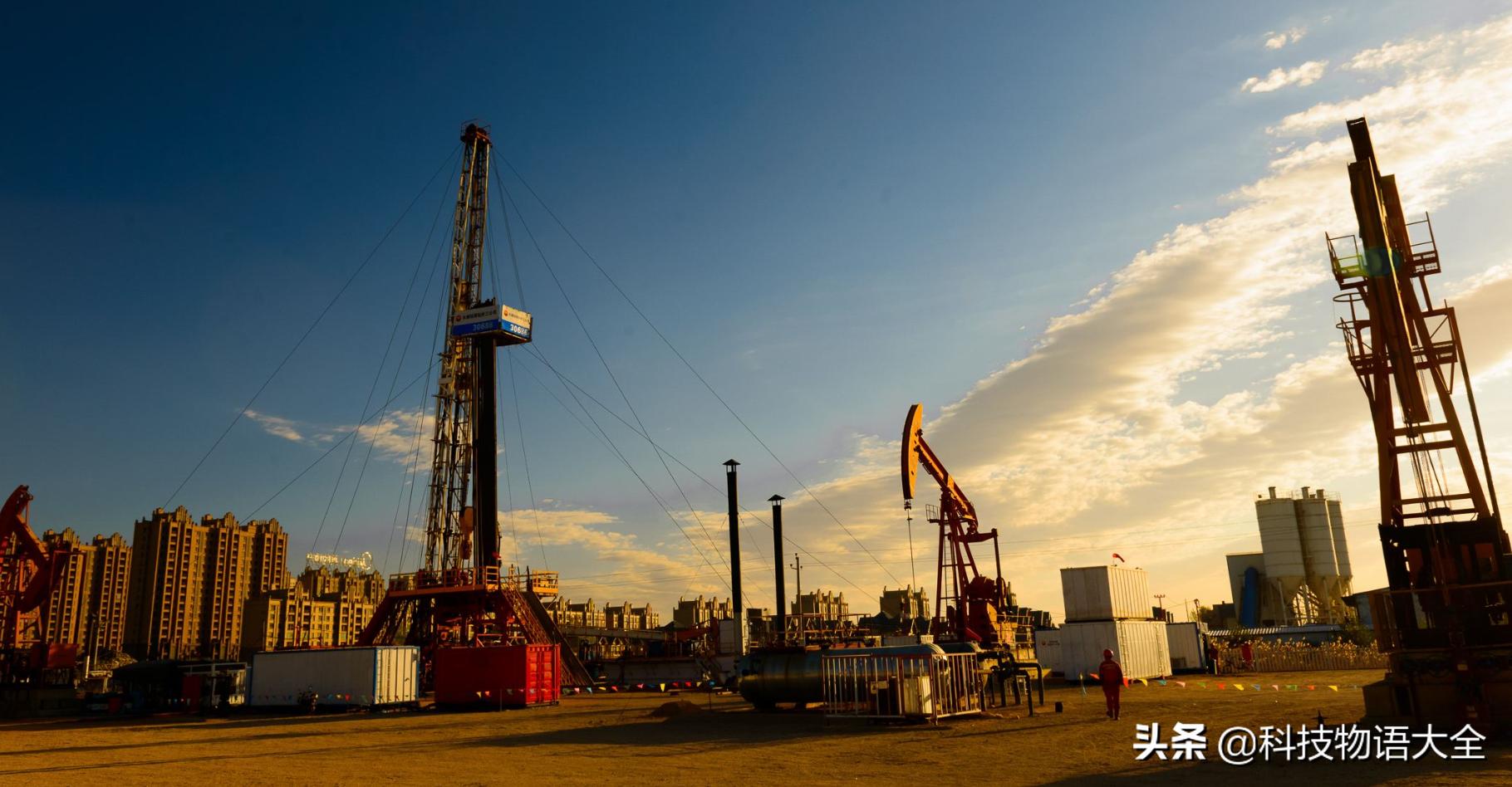 你知道成品油价格调整了吗,原油跌为什么油价涨