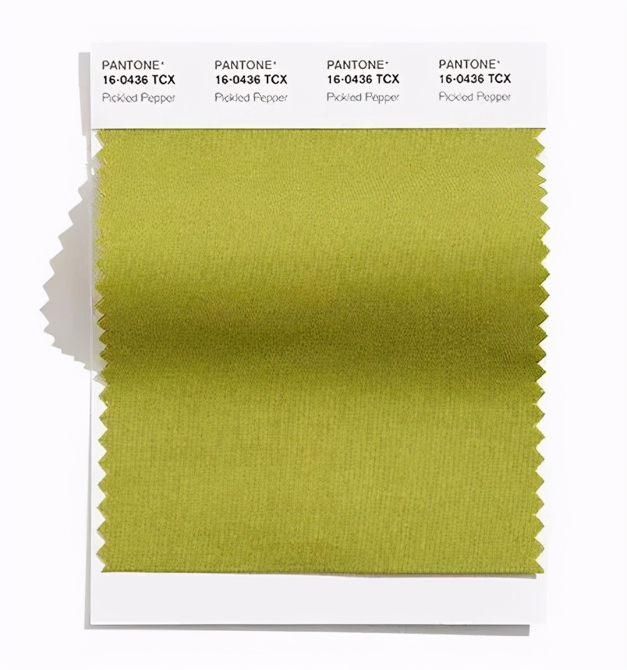 春装和秋装外套哪种好,春装与秋装搭配的区别