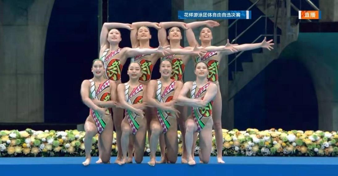 日本花样泳服,日本花样游泳的队服