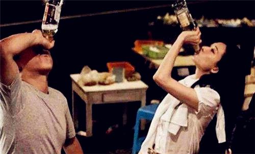 不会喝酒的人在酒场上要注意什么,不会喝酒的人应该怎么走出酒局