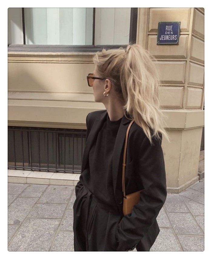 杨幂vs杨颖小西服穿搭,杨颖杨幂同款裤装宽松