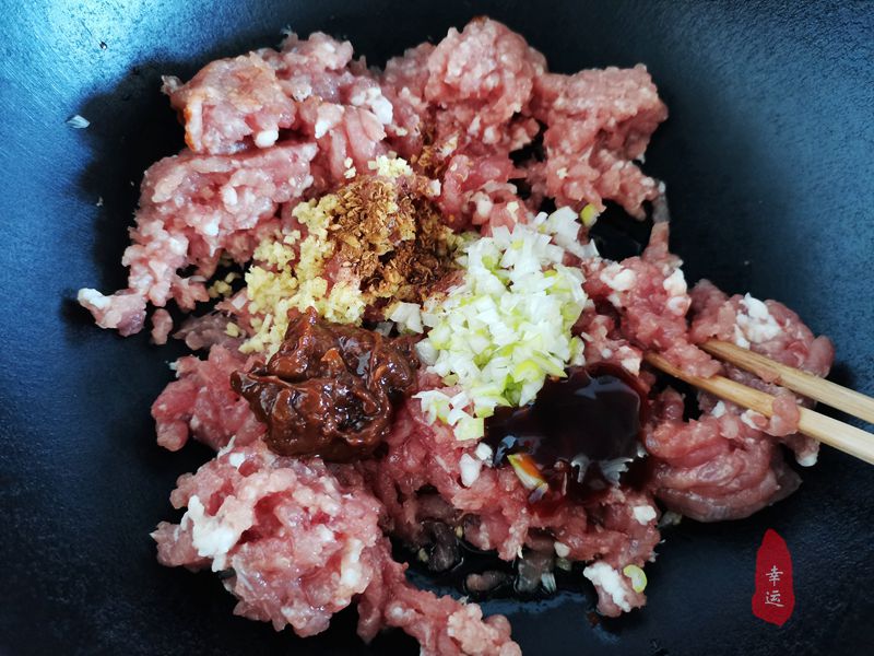 烫面冬瓜包子怎么做好吃又简单,冬瓜馅料的包子