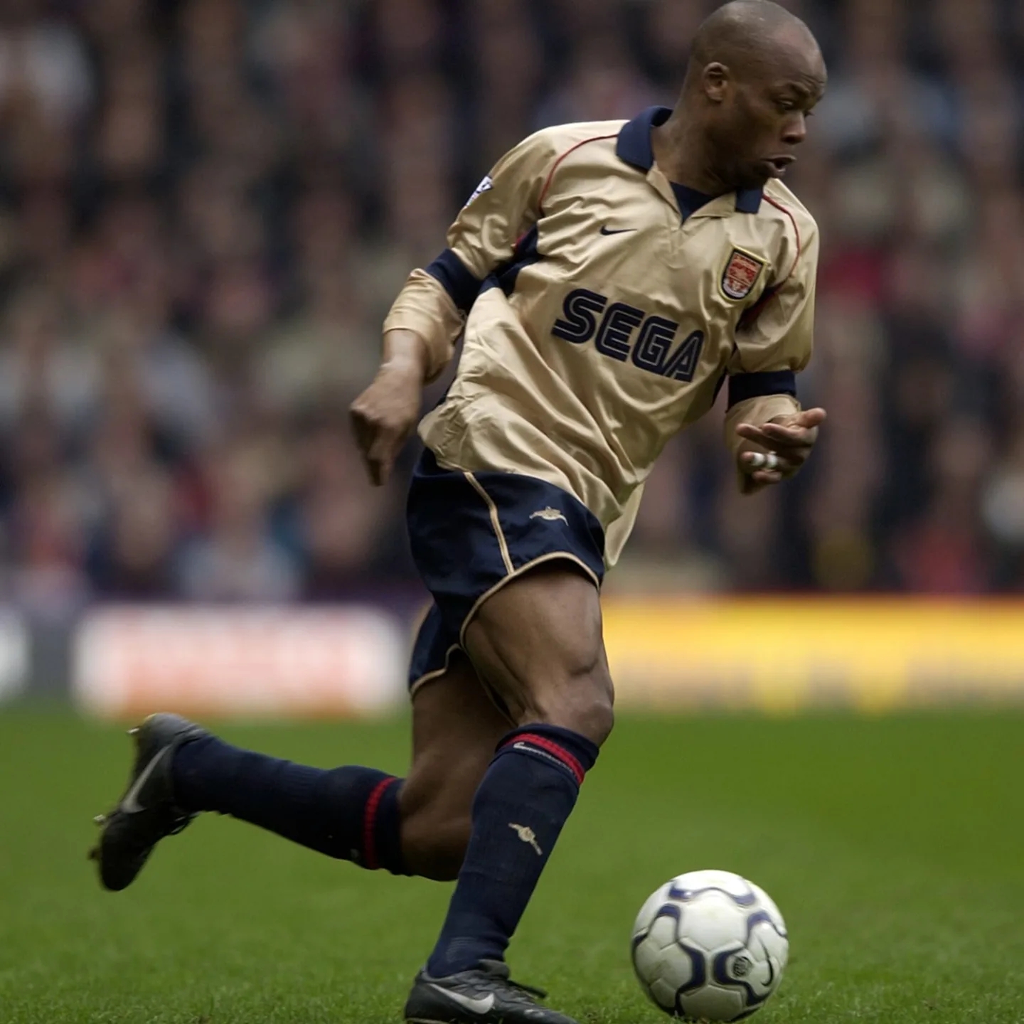 阿森纳经典客场球衣,阿森纳新球衣一览表