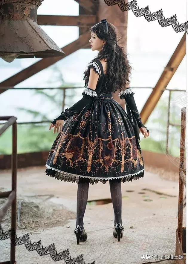 化物Bakemono-这里的每一条裙子都被赋予了灵魂