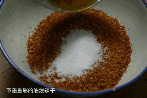 半夜刷《乐队的夏天》愣是给我看饿了