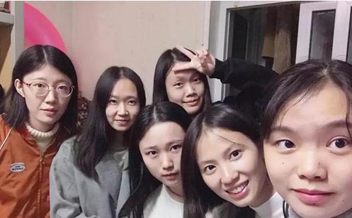 学霸大学宿舍完整版,学霸寝室吉大