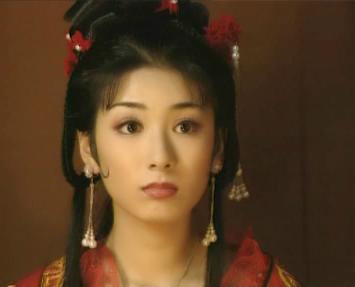 黄奕跌入低谷,黄奕再扮经典角色