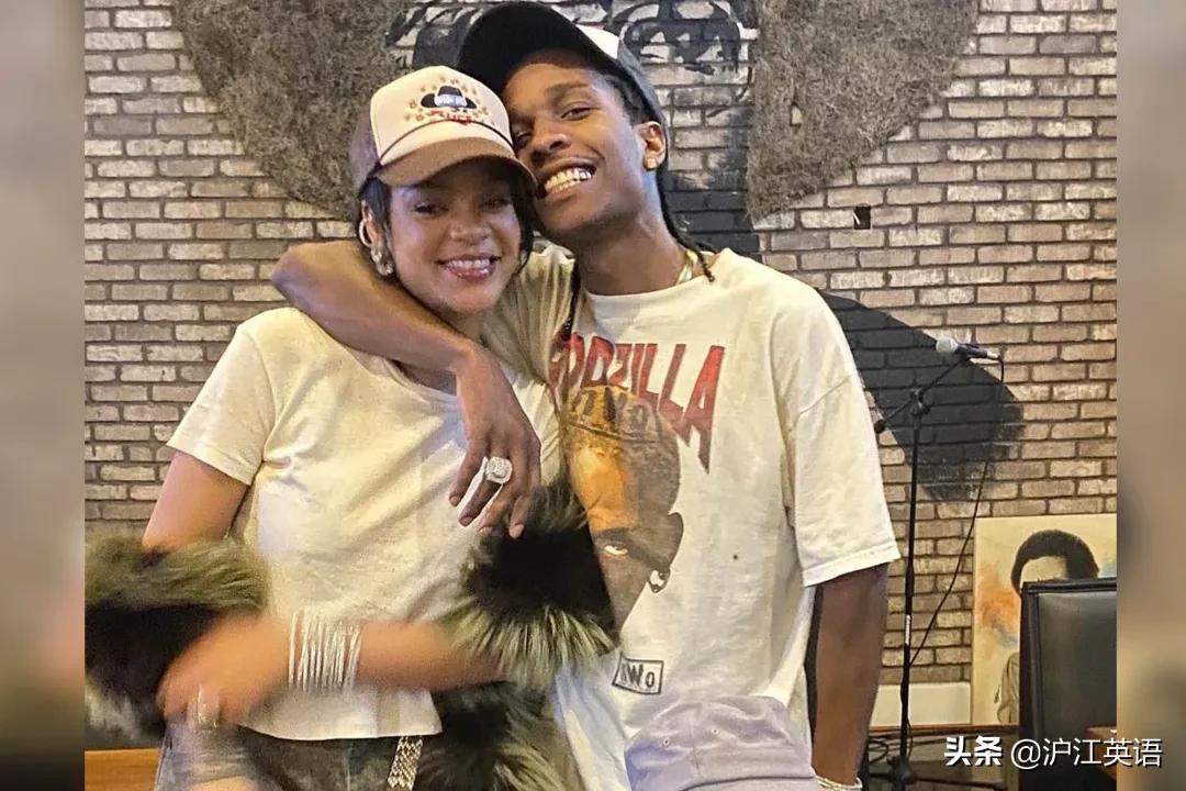 蕾哈娜公布新恋情男友,蕾哈娜宣布新恋情