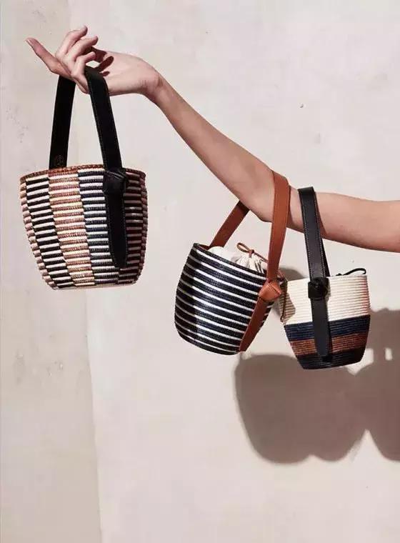 1000左右的包包品牌推荐,1000块钱能买什么大牌的包