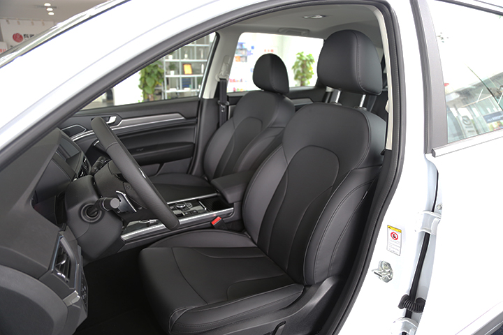 高颜值强动力哈弗h6硬核实力爆表,全新哈弗h6冠军版2020款suv