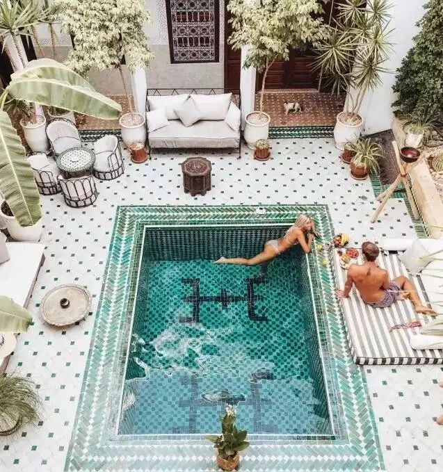 90后清洁工小伙穷游 (一个人穷游中国海上清洁工)