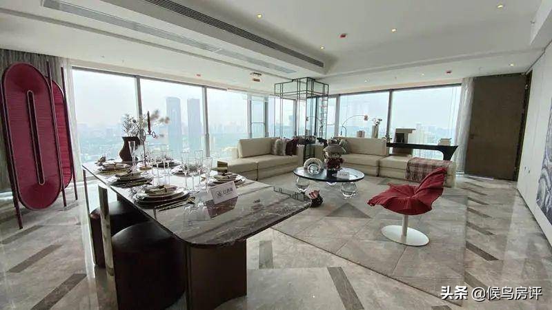 1000万可以买到什么豪车,1000万可以买到怎样的别墅