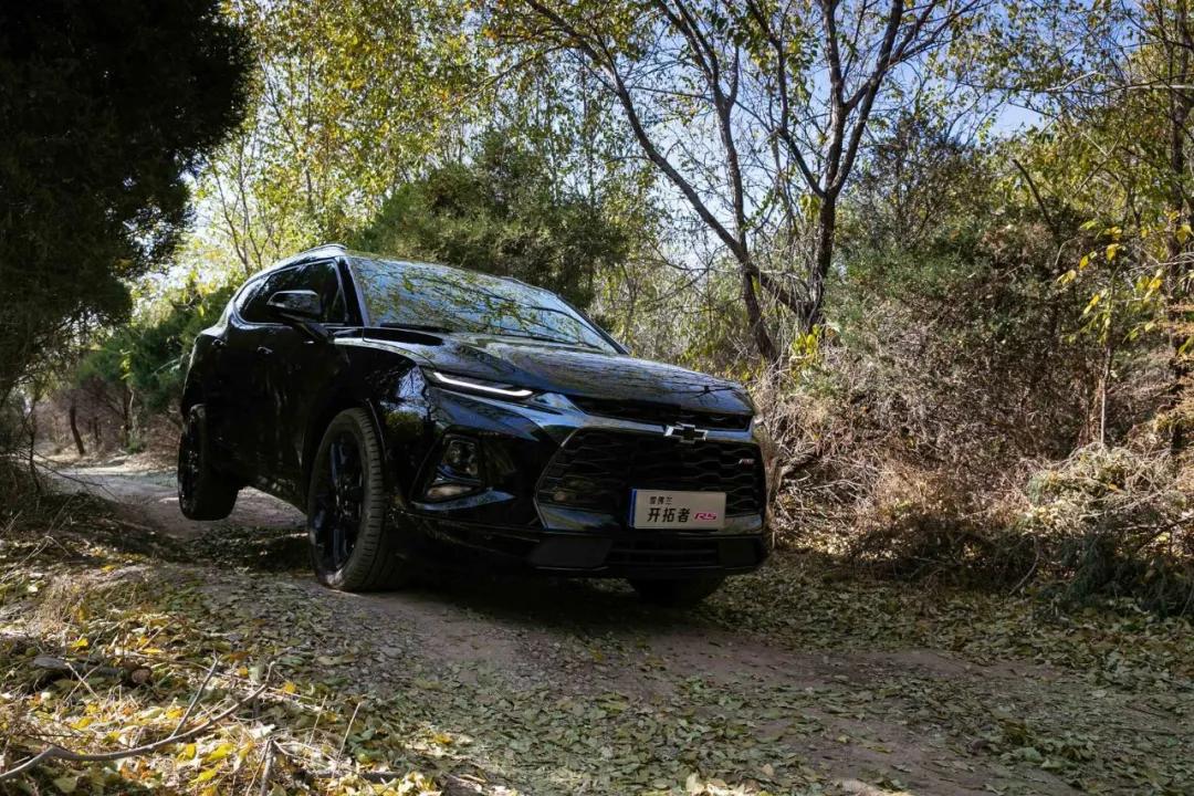 雪佛兰开拓者是中型还是中大型,7座雪佛兰开拓者rs多少钱