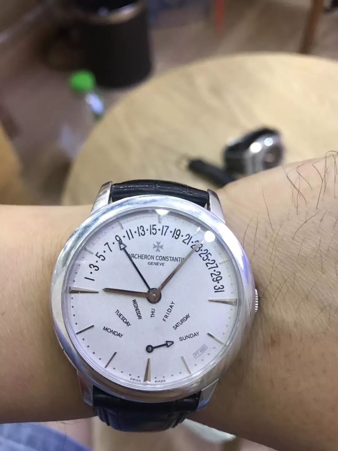 修表师傅选江诗丹顿还是劳力士,最顶级的江诗丹顿表